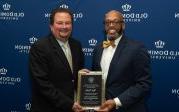 2022 Customer Relations Employee of the Year Rob Wells with President Brian O. Hemphill.